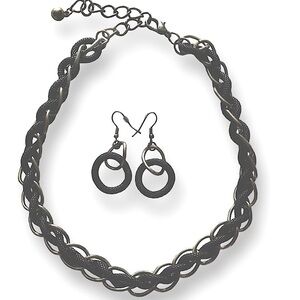 Gold-tone, Black/mesh Link Necklace and earrings set.